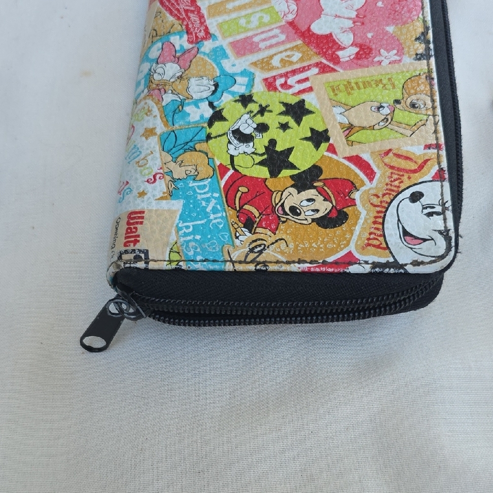 Disney Colorful Character Wallet - Picture 8 of 8